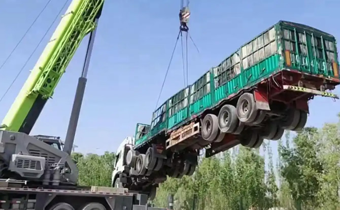 新城区道路脱困救援案例